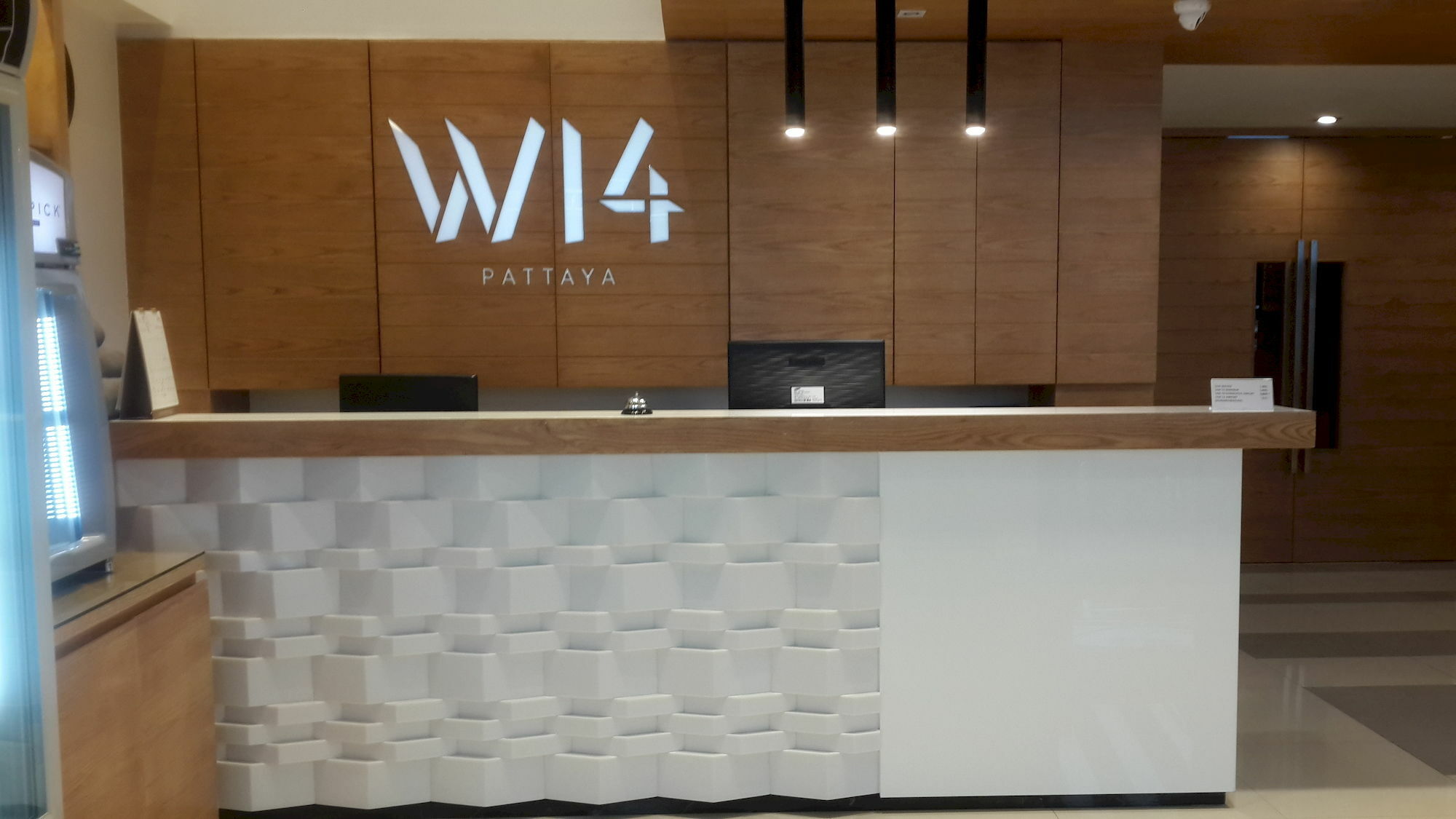 W14 Pattaya Hotel Exterior photo